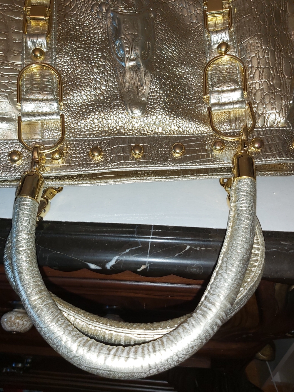 Gold Faux-Croc Satchel Handbag - Unbranded - Picture 4 of 10